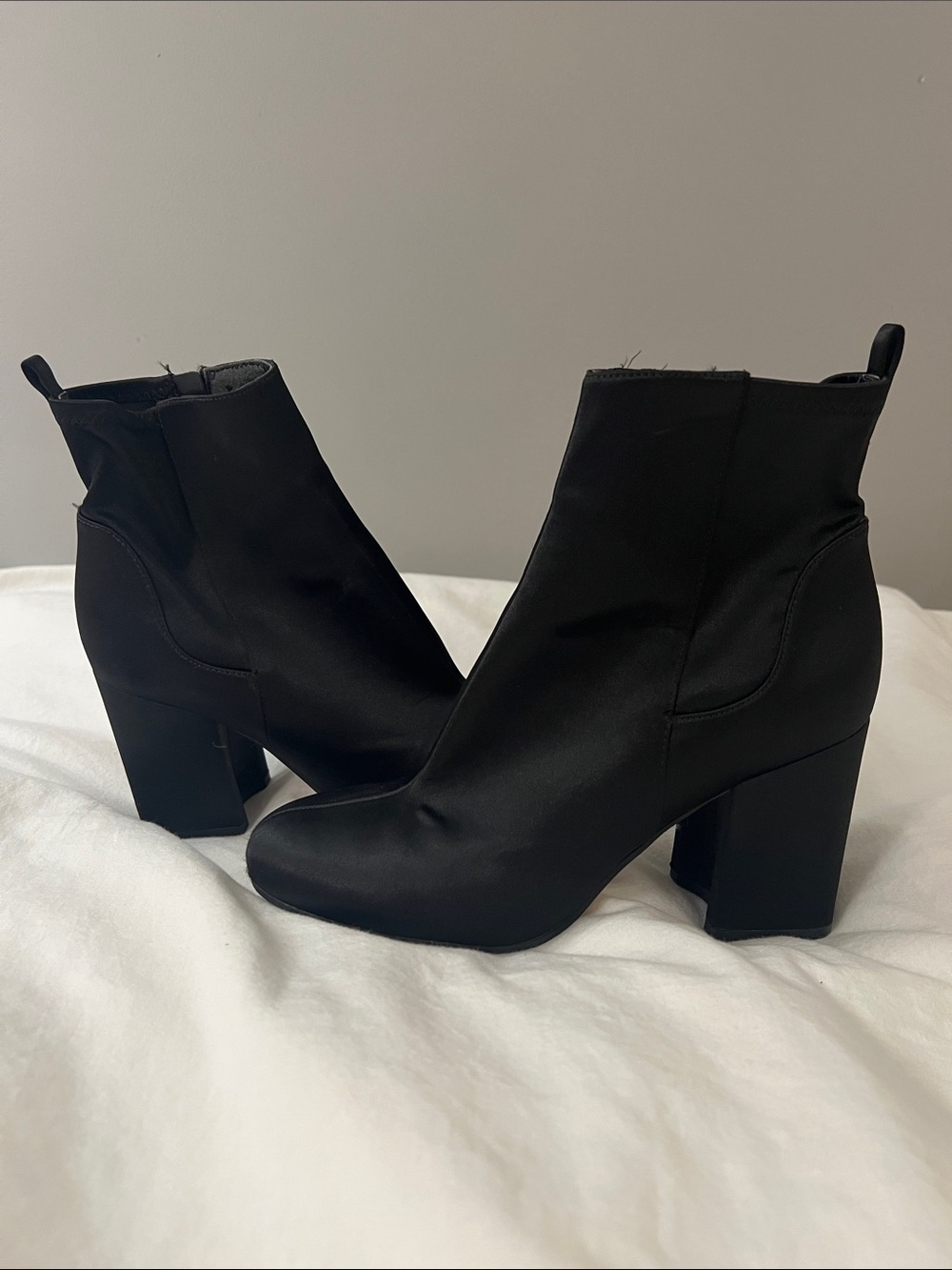 Women's Black Block Heel Ankle Boots